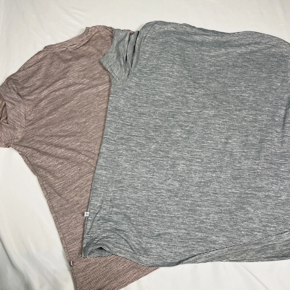 7 Diamonds Core Crew Men 2 Pack Micro Stripe Performance T-Shirt Grey Pink Large